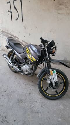 Yamaha YBR G