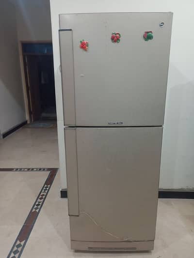 PEL Desire Infinite Refrigerator -230L, Energy efficient fridge