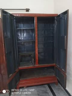 Steel wadrobe Almari