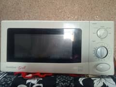 microwave oven