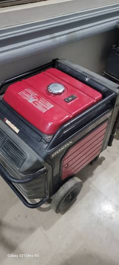 HONDA EU6500is portable Inverter Generator