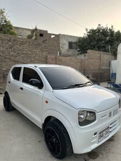 ALTO WITH SPORTY ALLOY RIMS