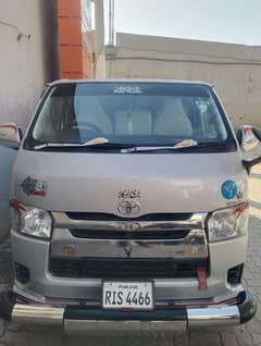Toyota Baksa 200