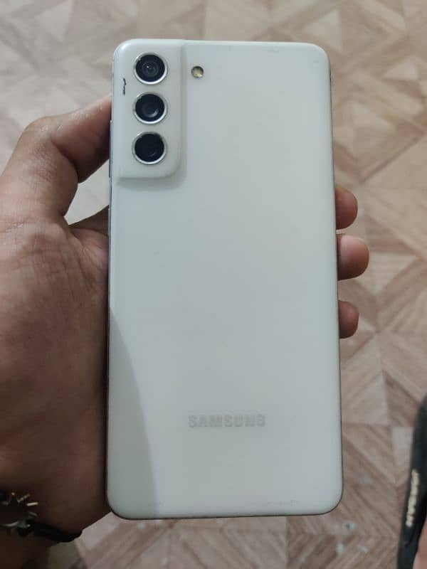 Samsung S21 Fe 5G Official PTA Approved Urgent sell 2