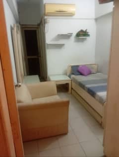 Defence full furnished room available