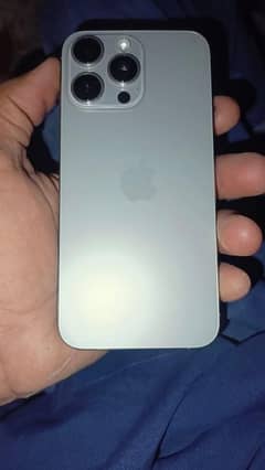 iPhone 15pro max jv 256gb with box and original cable
