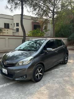 Toyota Vitz 2013