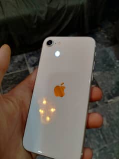 IPHONE SE 2020