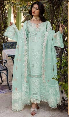 Brand :*BIN ILYAS*  *Front* CHICKENKARI FULLY HEAVY  EMBROIDEed