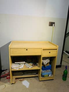 Study Table 10/10 condition