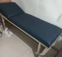 ***Urgent Sale*** Patient bed in good condition