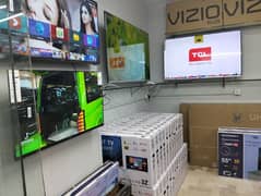 32 InCh - Samsung 4K UHD LED TV  03024036462