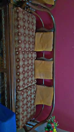 sale my wooden sofa set