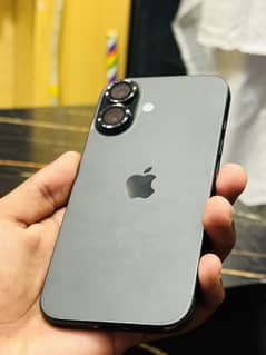 Iphone 16 just one month used phone 10/10 condition For Sale
