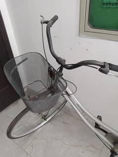Cycle with basket for sale