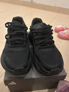 Original Adidas men questar 2 m