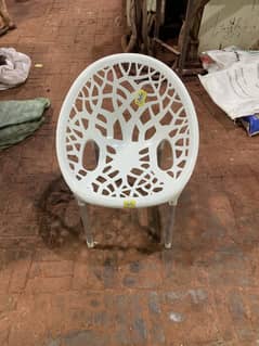 Plastic pure chairs