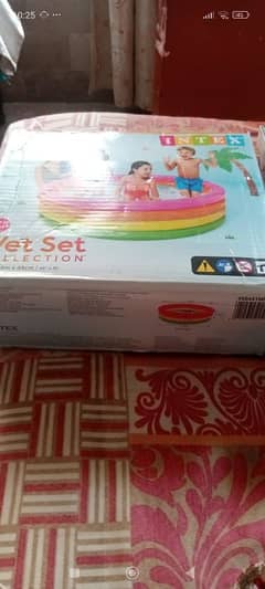 5 feet swimming pool with hand pump