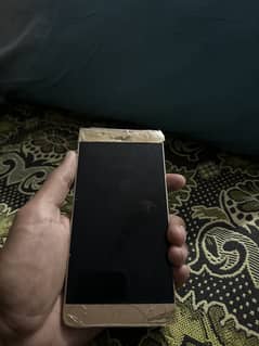 Qmobile z12