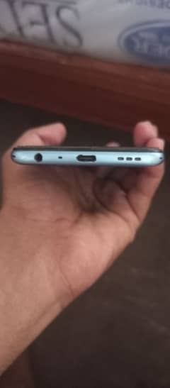 realme 9i 23500