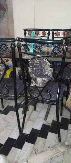 Dining Table with 4 chairs