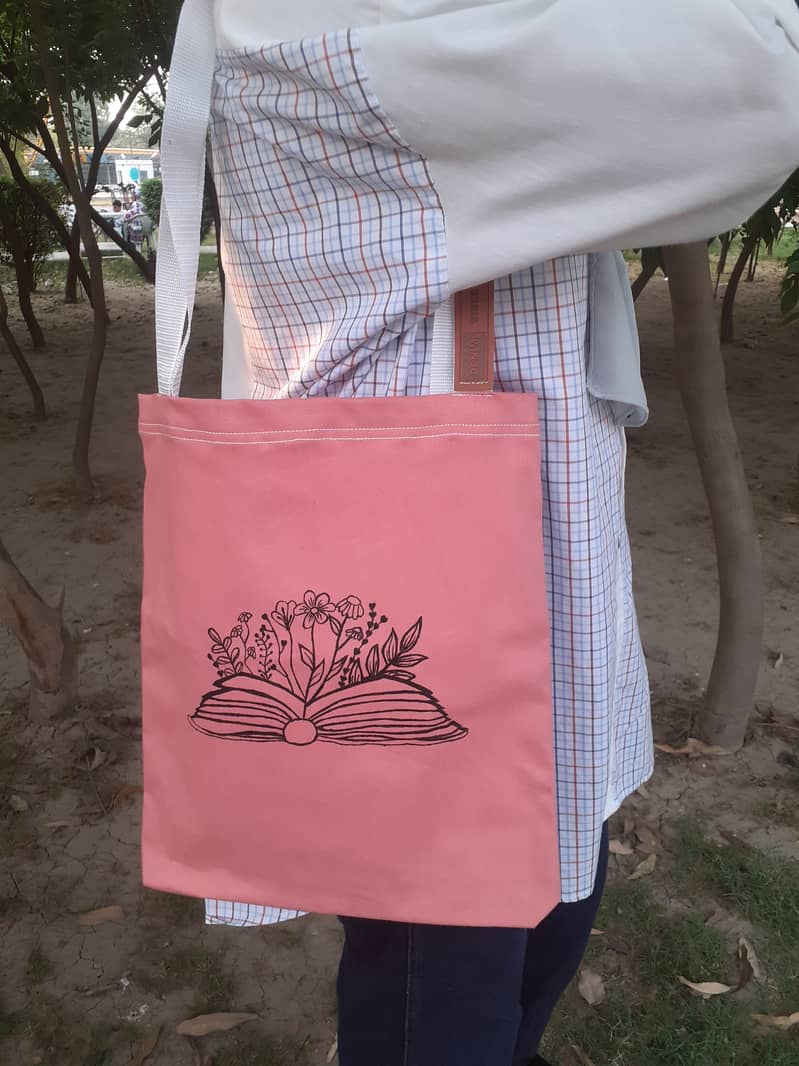 Jean's tote bags ,university and college bags, beautiful casual bags 4