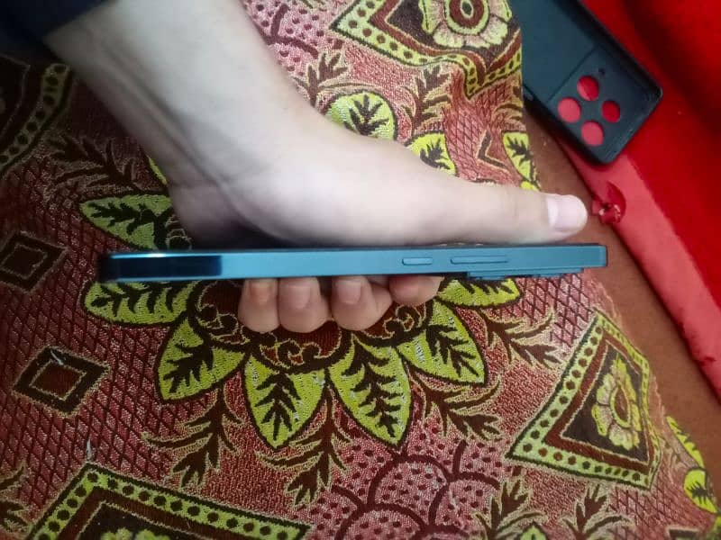Seroius one  inbox. exchange availaible with 10/10 condition mobile. 0