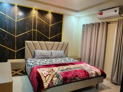 Daily bacises 1 bed rom short time coupel Allow Safe & scour 100%