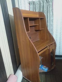 computer  Rack for urgent sale