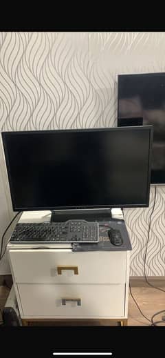 Gaming pc full setup with 2 monitors