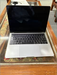 Macbook Pro 2017 - 512 SSD - space grey