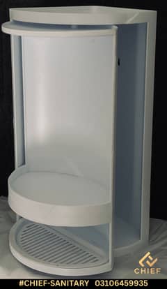 Corner cabinet