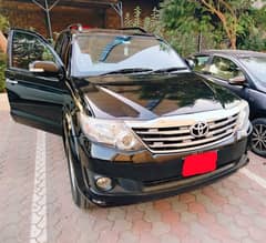 Toyota Fortuner 2014