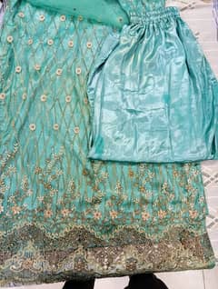 party/ wedding wear dress