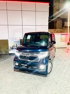 Honda N Box Custom 2022