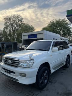 Grand 2001 model pearl white