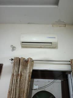 Haier Split AC 1 Ton Working Condition