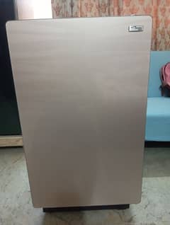 Room fridge for in very good conditions