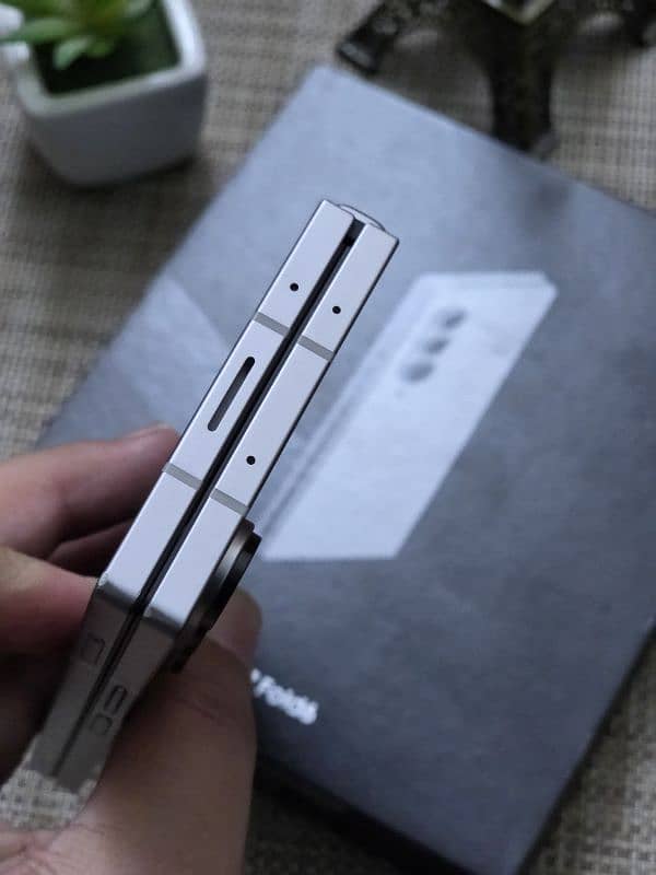 Samsung Galaxy Z Fold 6 Non PTA Non Active 10
