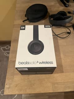 Beats Solo 3 wireless headphones (Graphite)