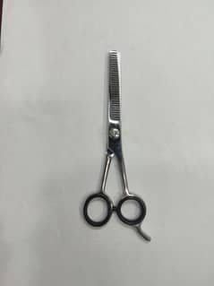 scissor hair cut professional