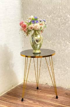 Stylish black wood and iron coffee table_1 PC furniture essential
