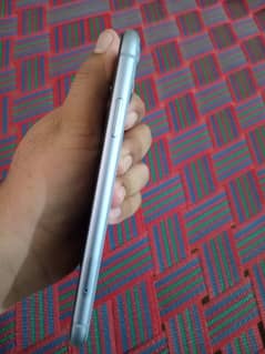 I phone 11(128 GB) Factory Unlock NoN Pta Water Pack