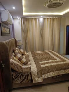 One Bedroom Vip apartment available on daily basis in bahria town LHR