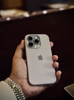 iPhone 15 pro jv