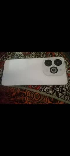Infinix smart 8pro 8gb 128 gb 5000mah bettry