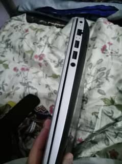 HP model core i7 HD touch screen