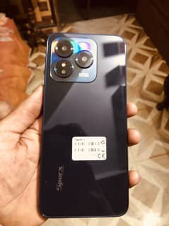 Spark ultra 8