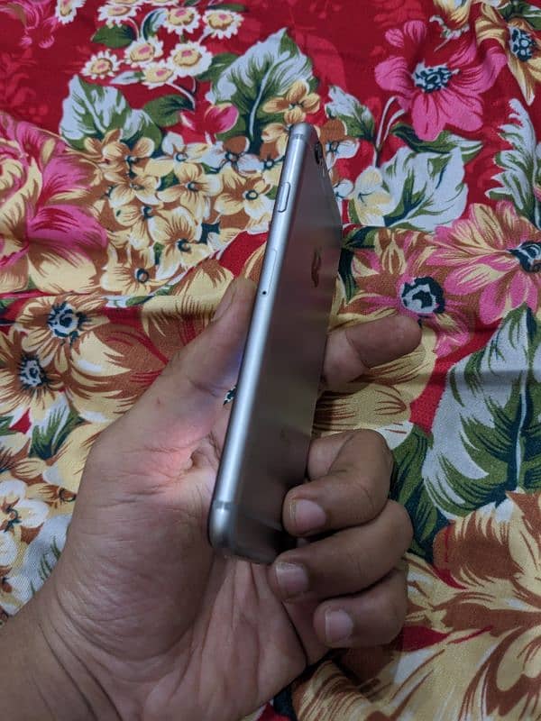Iphone 6s 32gb non PTA bypass wifi use only 3