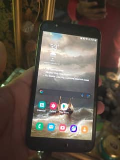 j7 Samsung very good condition